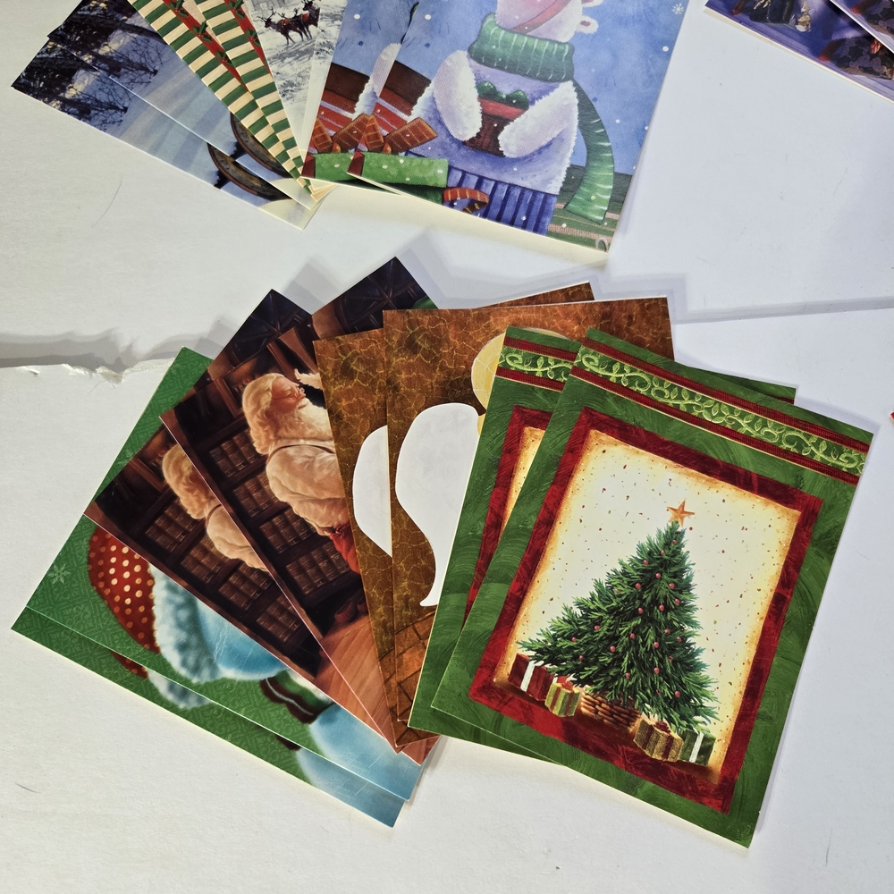 Vintage Holiday Style Christmas Cards with Envelopes - Picture 5 of 6